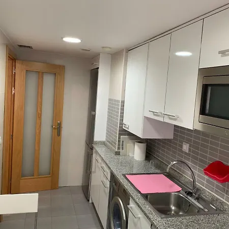 Segeda - Apartamento Con Calefaccion Y Wifi Gratuito *